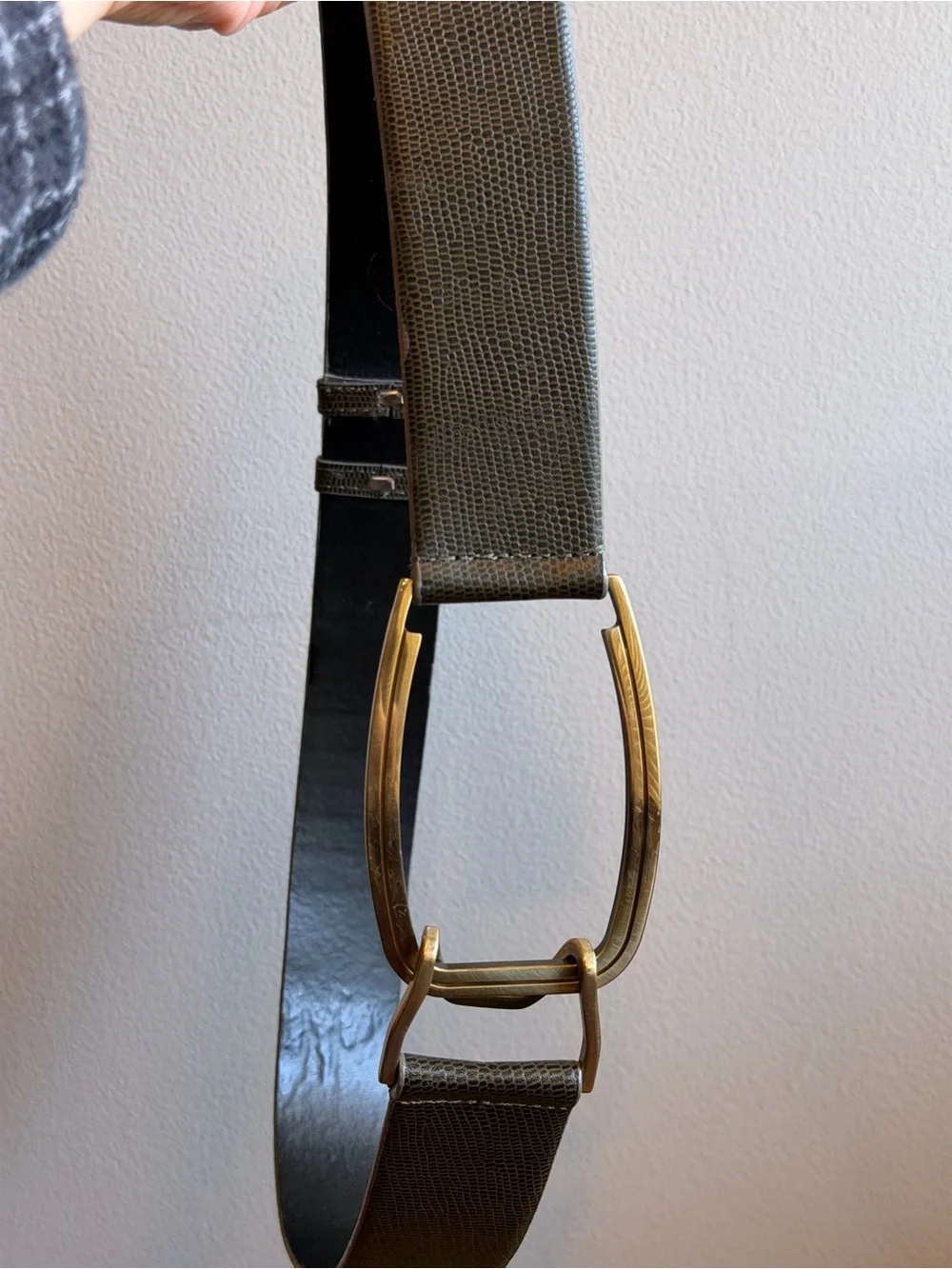 Vintage Carusle green leather belt with gold buckle Size Large